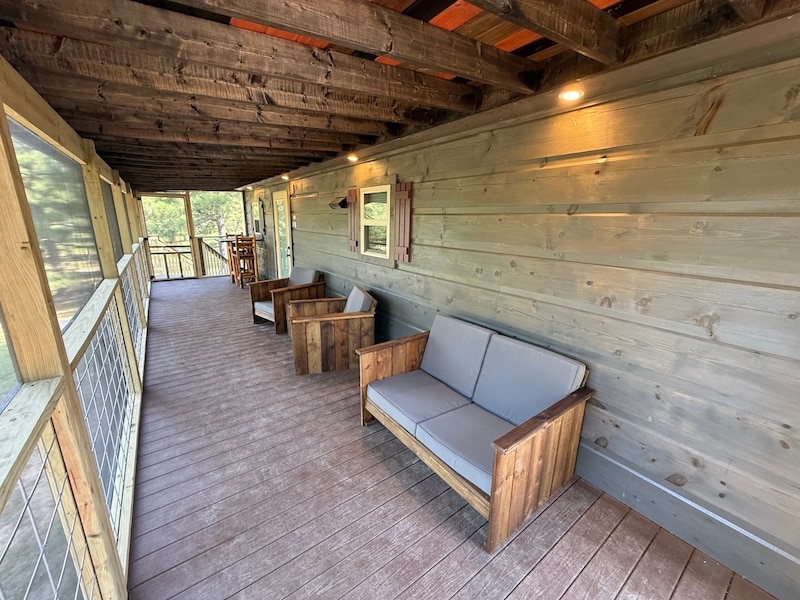 Firedance Overlook Cottage-3