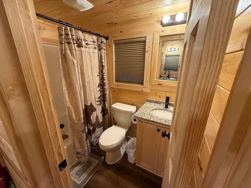 Firedance Overlook Cottage-4