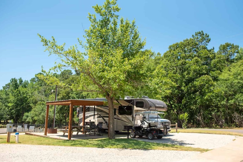 Preferred Premium Back-In RV Site-3