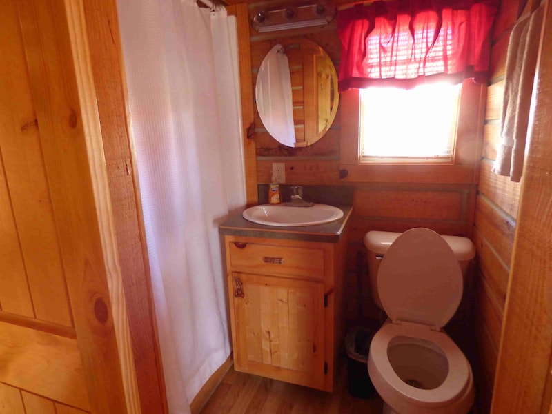 Ranger Smith™ Cottage-2