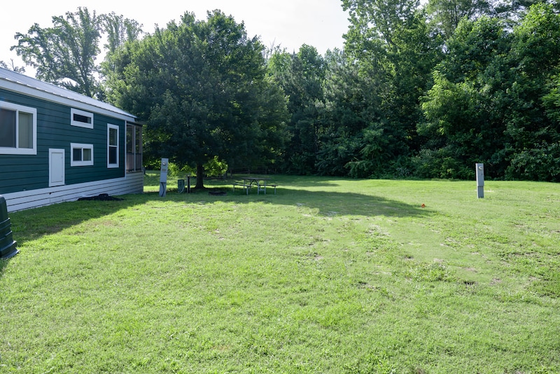 Perimeter Back-In FHU RV Site-3