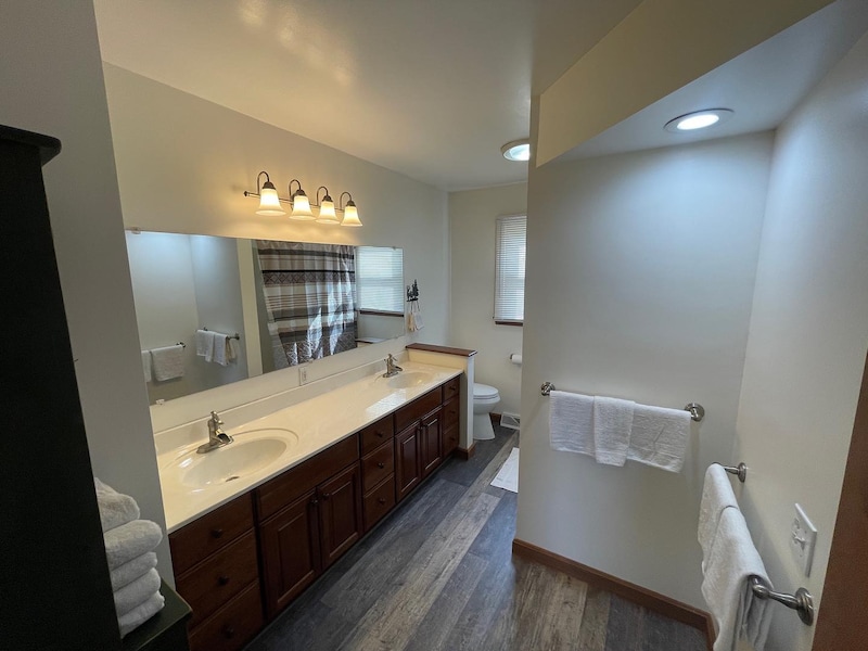 Jellystone Park Lodge-8