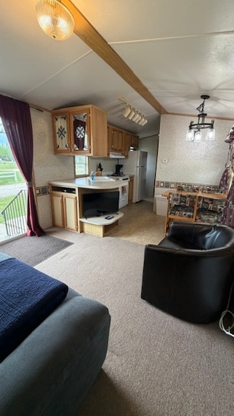 Yogi Bear Full-Service Cabin - Six Person-2