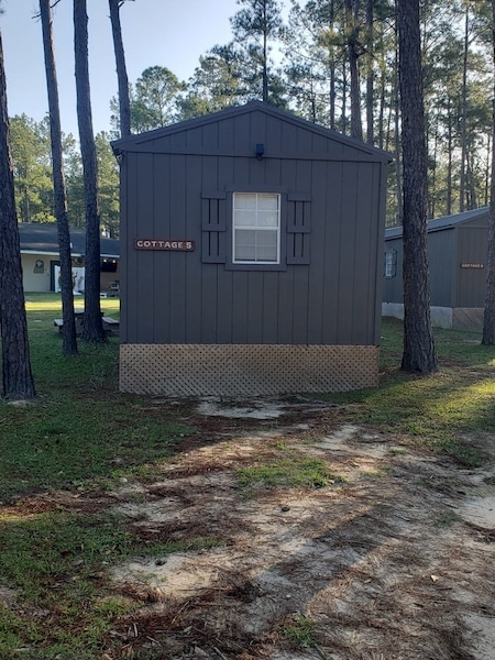 Cottage 5-2