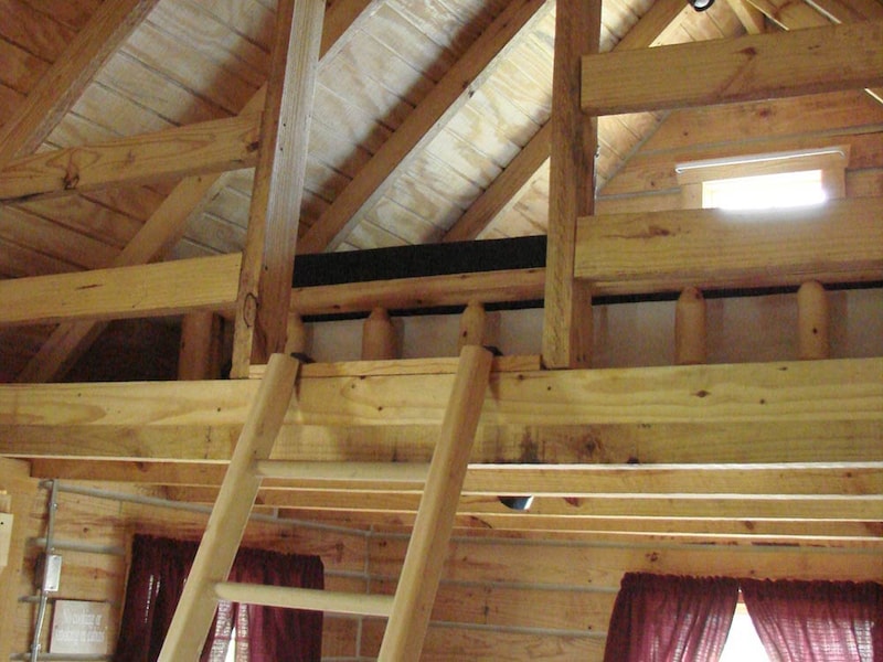 Regular Cabin with Loft-5
