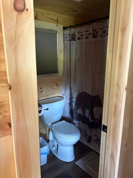 Cindy Bear™-Villa Cabin (Pet Friendly)-4