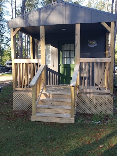Cottage 5-1