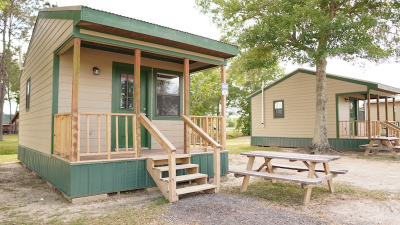 Cindy Bear™ Cabin-1