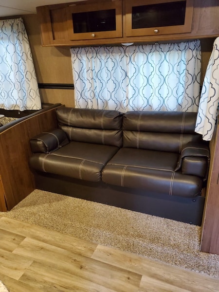 Premium RV Rental and Child's Cabin-2