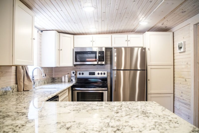 Suite 2-Story 2-Bedroom Cabins-3