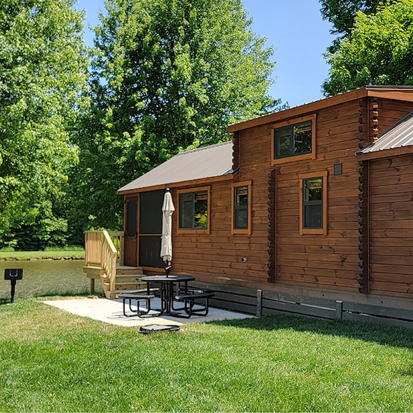 Lakefront Cottage-1