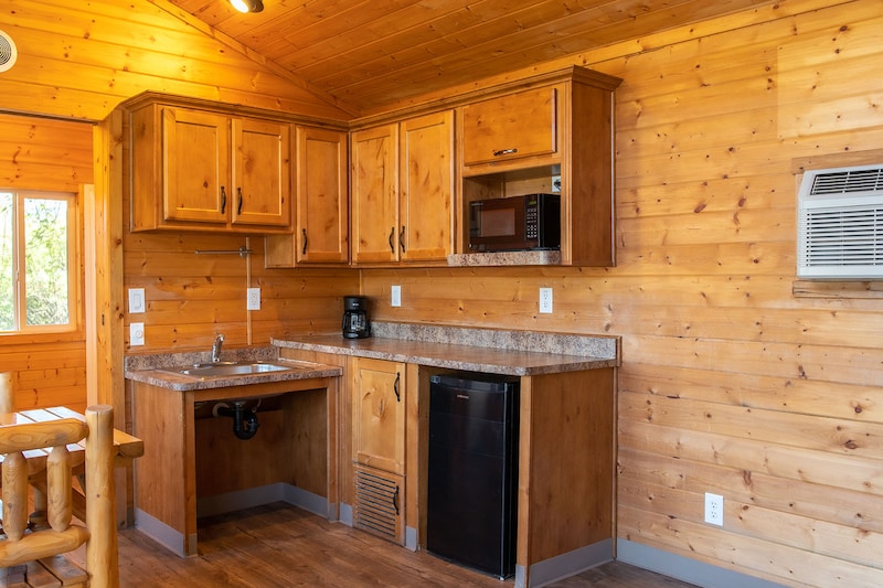 Boo Boo™ Bungalow - ADA Accessible-7