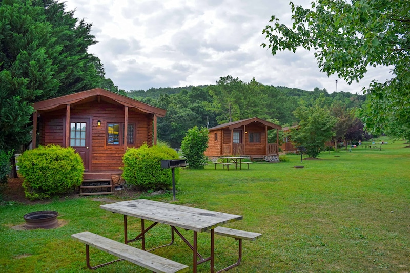 Comfort Cabin-1