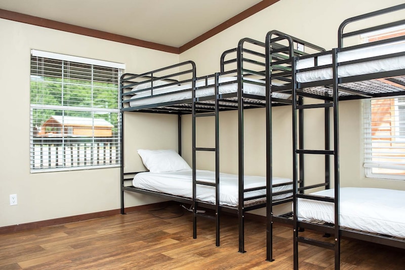 Boo Boo™ Bunkhouse-11