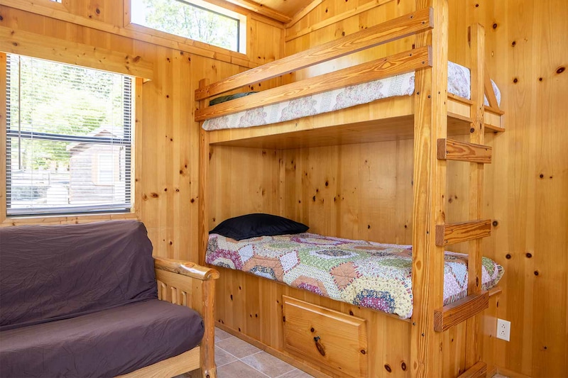 Bubbly Premium Cottage-2