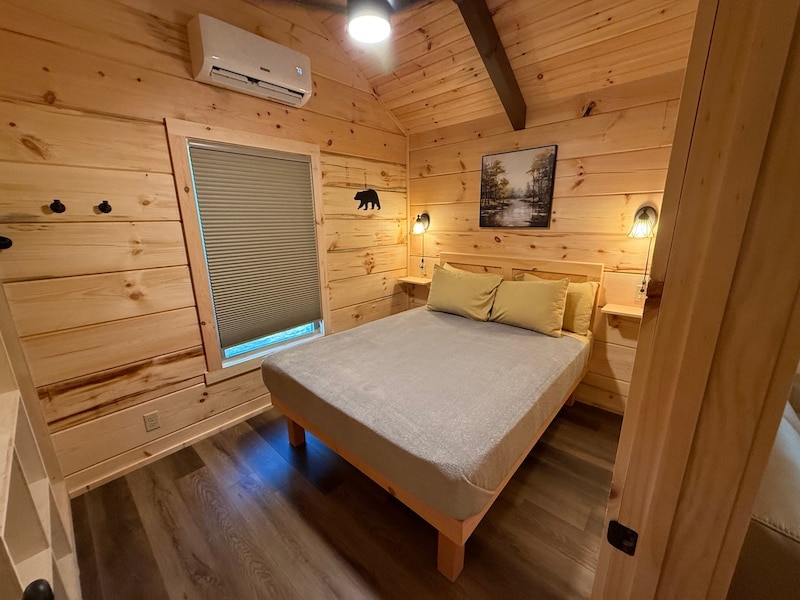 Firedance Overlook Cottage-7