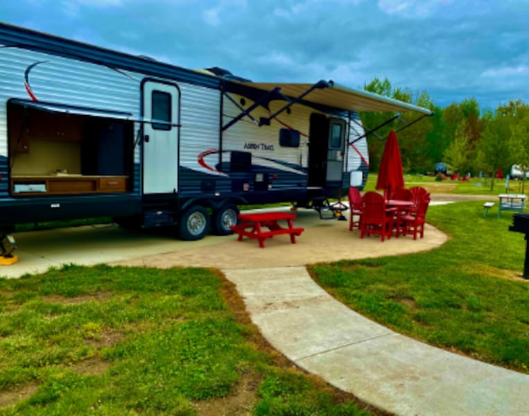 Premium RV Rental and Child's Cabin-1