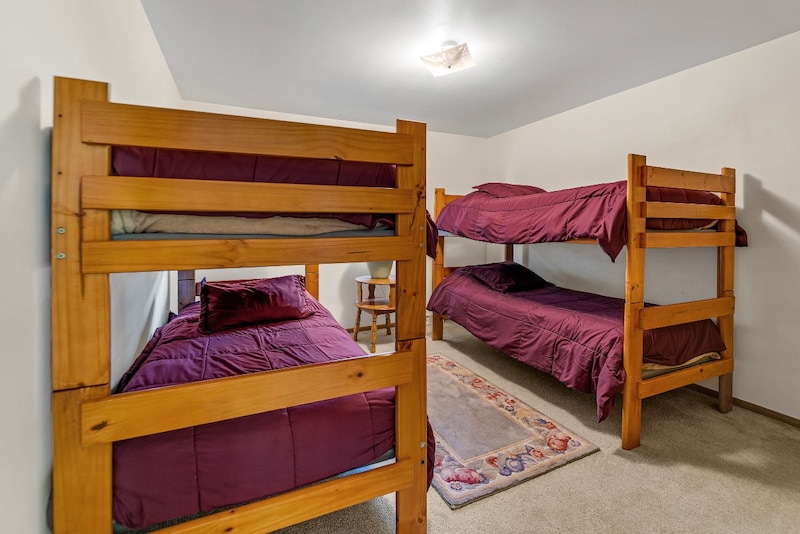 Brentwood Vacation Home-10