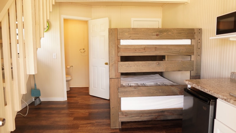 Yogi Bear™ Cabin w/Loft-6