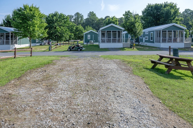 Back-In FHU RV Site-2