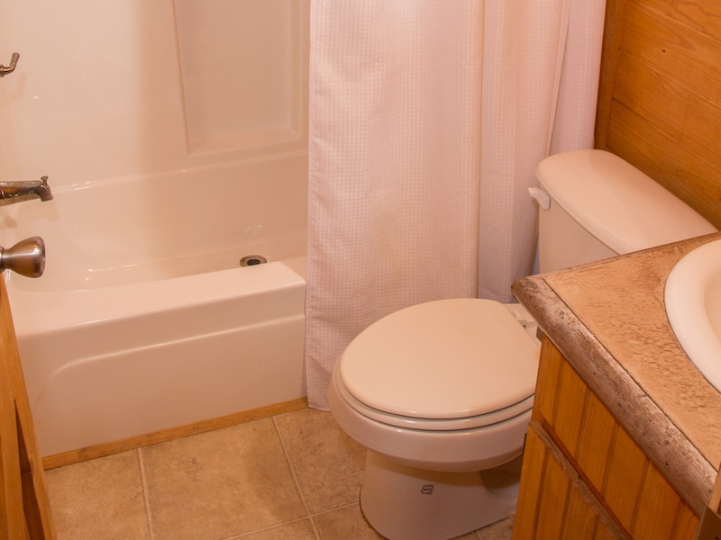 Yogi Bear™ Cottage-5