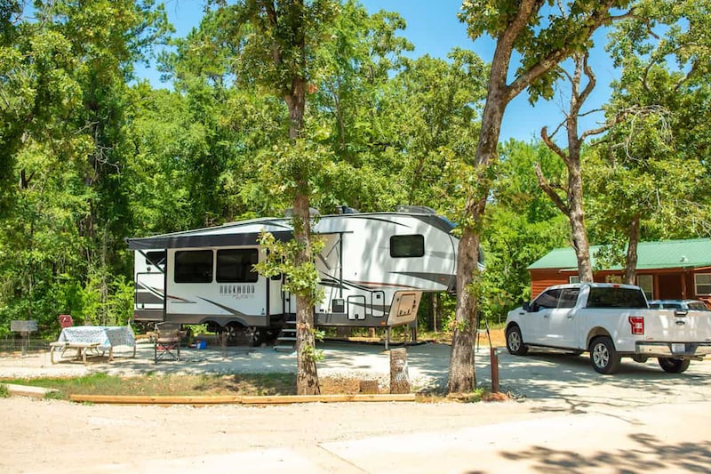 Platinum Back-In RV Site-2