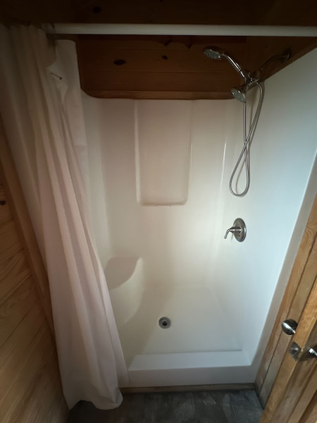 Yogi Bear Cabin-6