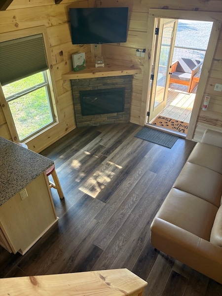 Cindy Bear™-Villa Cabin-6
