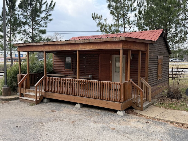 The Cozy Family Cabin-3