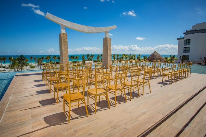 Sky Wedding Gazebo