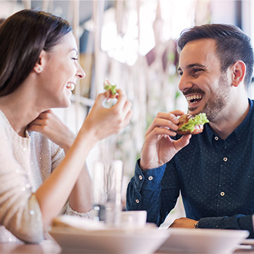 Where to eat in Miami International Airport Hotel?