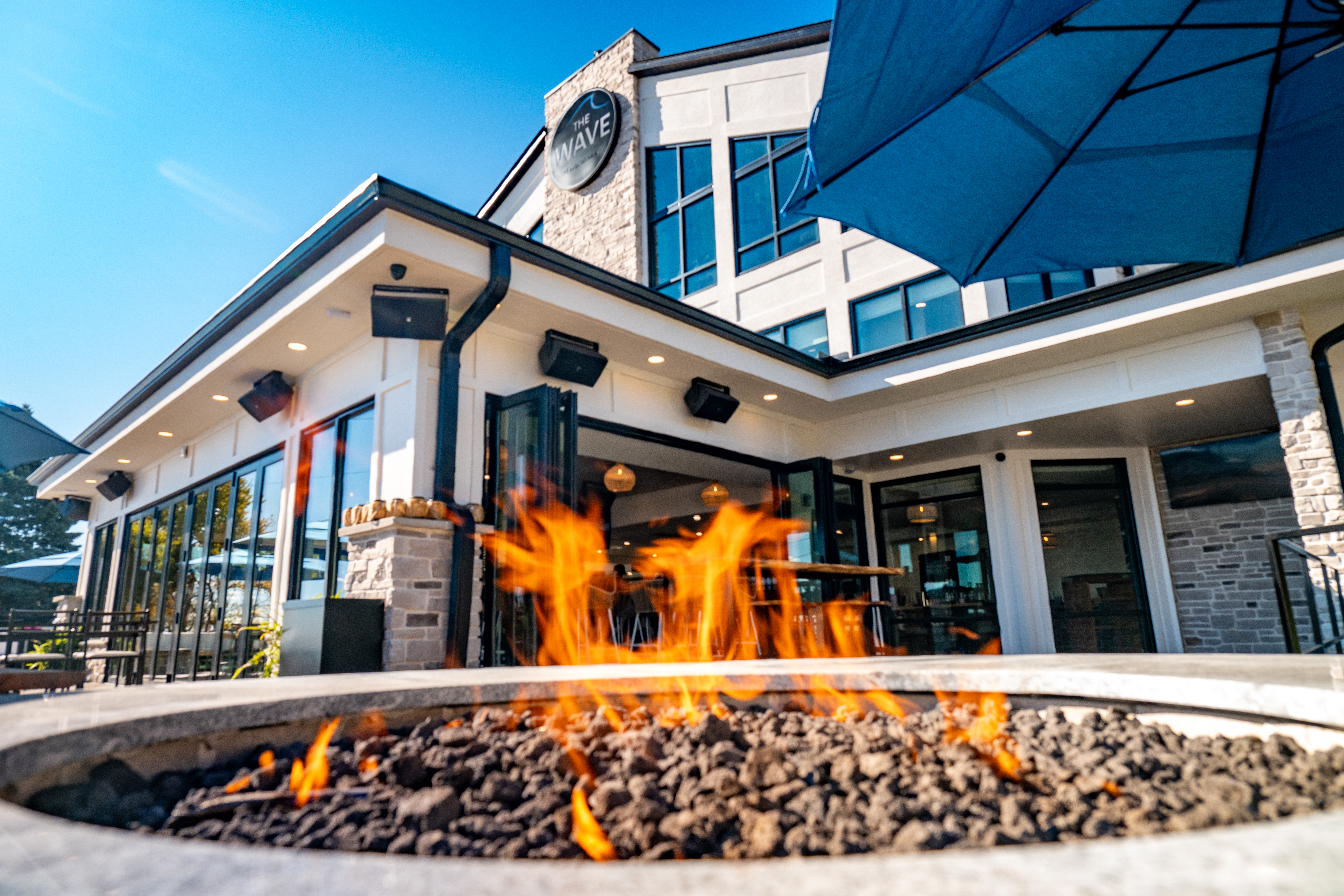 On-site dining facilities available at the Wave