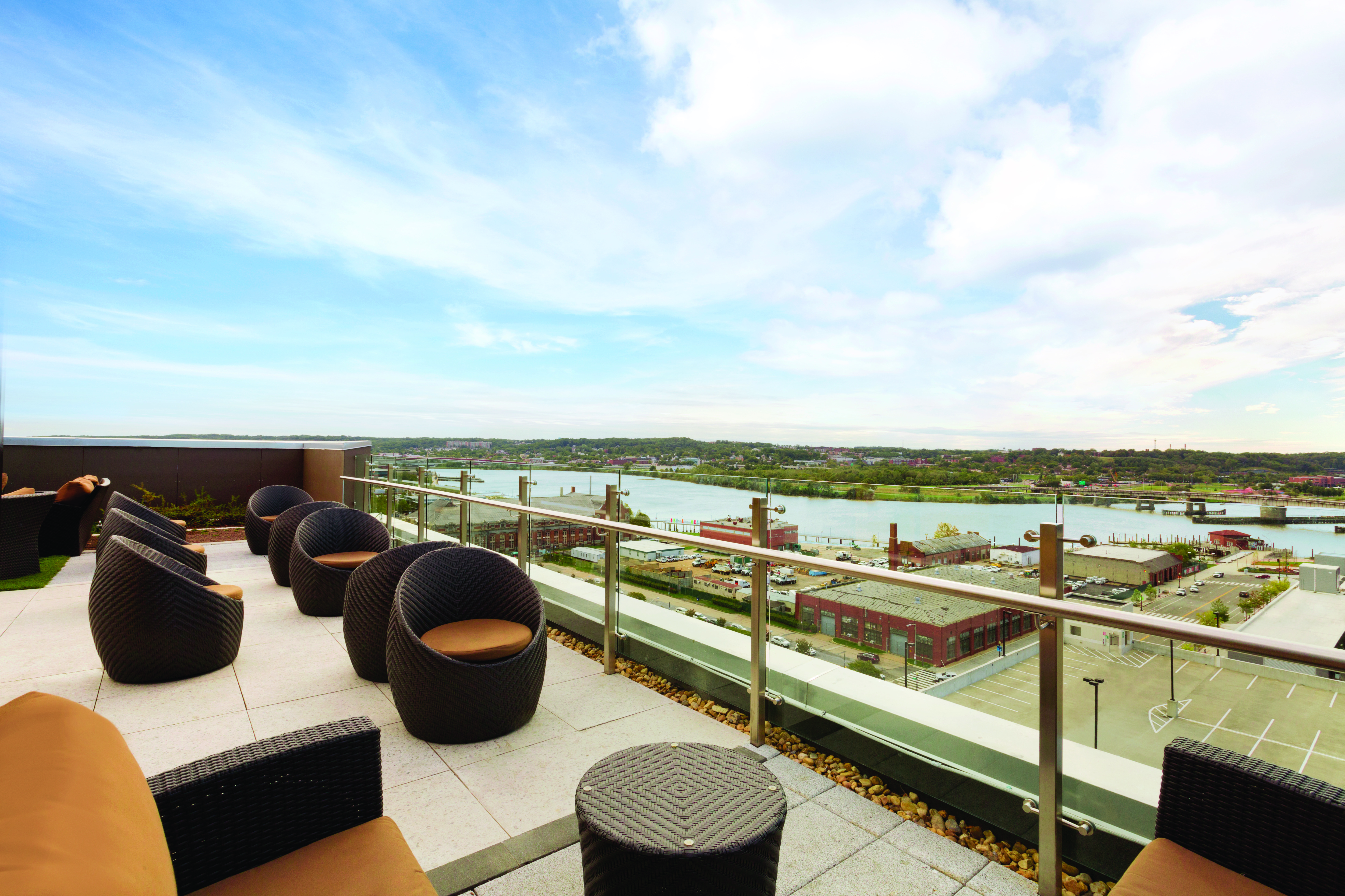 Top of the Yard Rooftop Bar and Bites