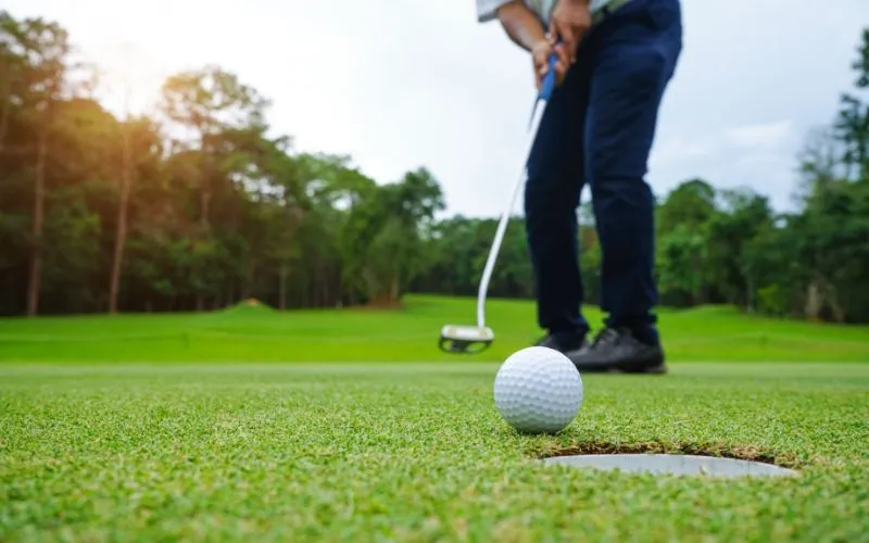 Golfing during things to do in Bar Harbor